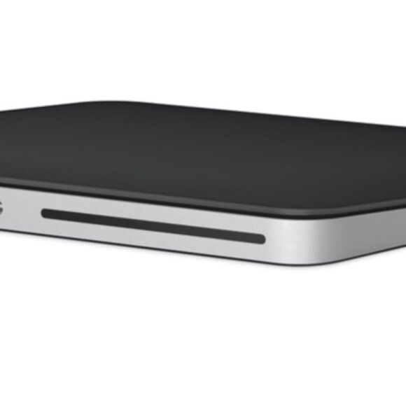 Magic Trackpad (USB‑C) - Black Multi-Touch Surface - Picture 5 of 5